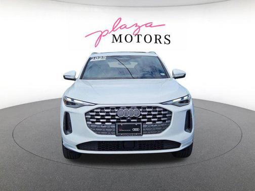 White 2025 Audi Q5 Premium TFSI quattro S tronic