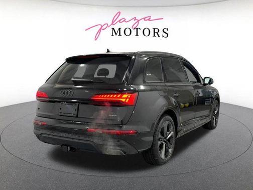 Mythos Black Metallic 2026 Audi Q7 55 Premium Plus
