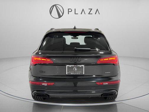 Mythos Black Metallic 2023 Audi Q5 45 S line Premium Plus