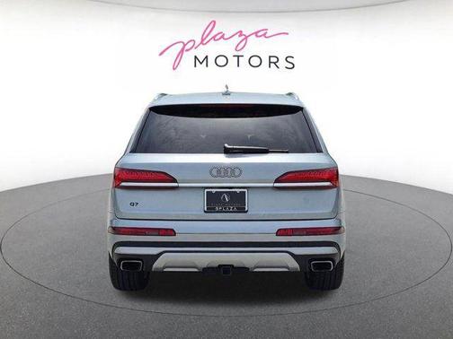 Satellite Silver Metallic 2025 Audi Q7 55 Premium Plus