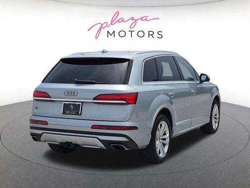 Satellite Silver Metallic 2025 Audi Q7 55 Premium Plus