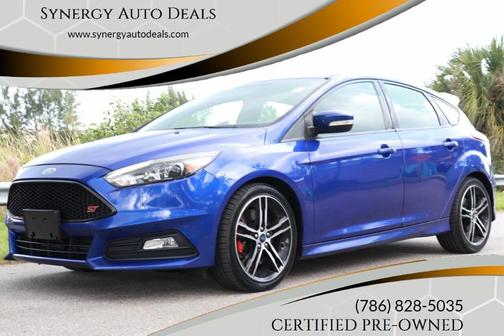 Photo 1 of 44 of 2015 Ford Focus ST Base