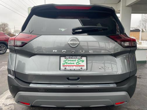 2023 Nissan Rogue SV