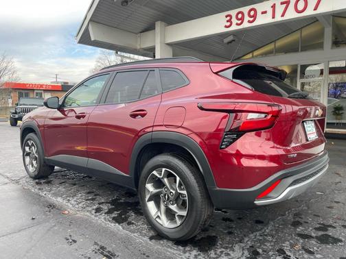 2024 Chevrolet Trax LT