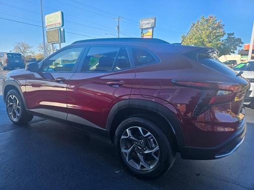 2024 Chevrolet Trax LT