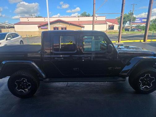 Black 2020 Jeep Gladiator Rubicon