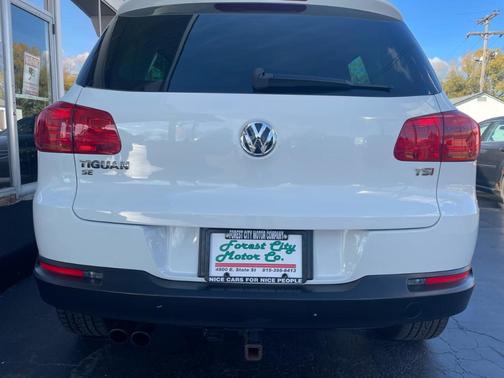 2016 Volkswagen Tiguan SE