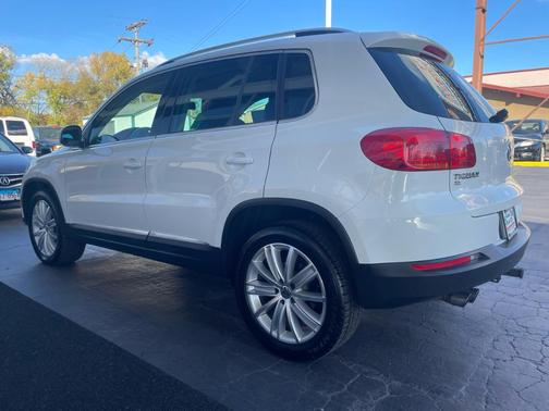 2016 Volkswagen Tiguan SE