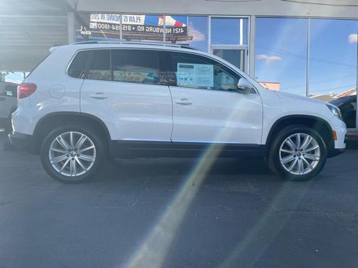 2016 Volkswagen Tiguan SE