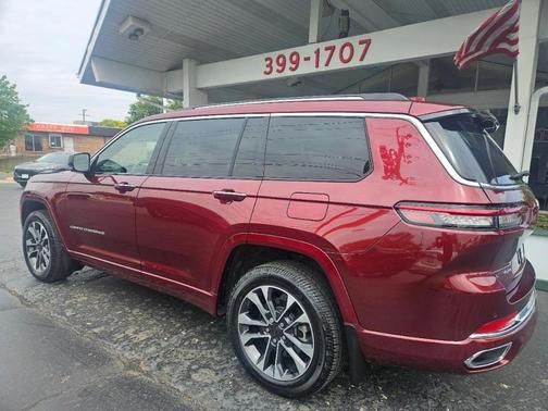 Maroon 2021 Jeep Grand Cherokee L Overland