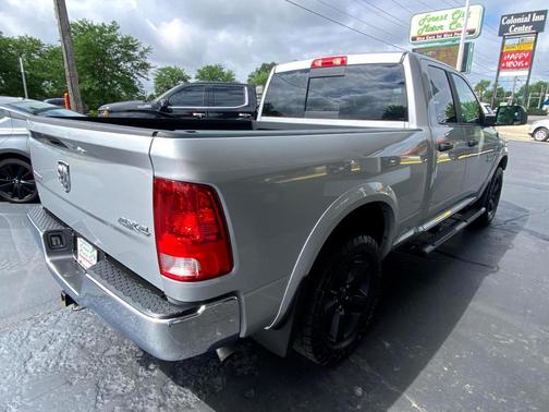 2017 RAM 1500 SLT