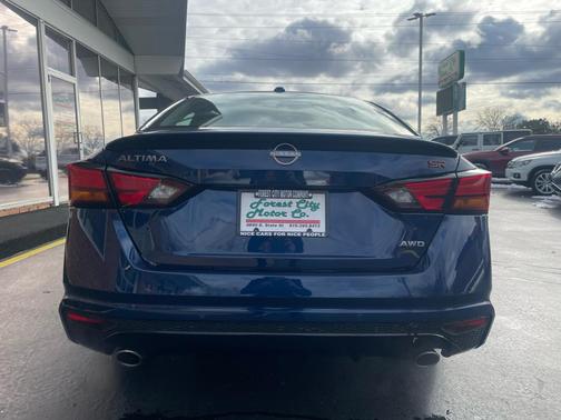 2024 Nissan Altima 2.5 SR