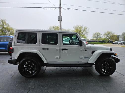 2022 Jeep Wrangler Unlimited 4xe Sahara