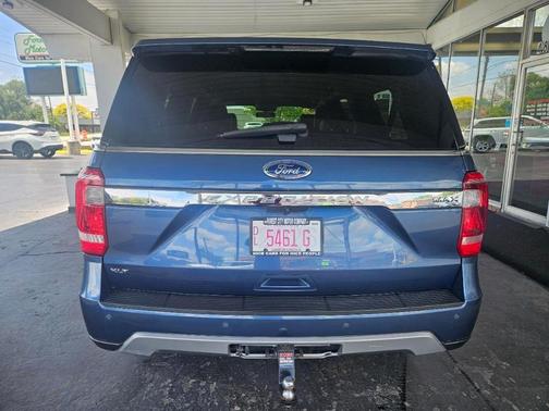 Blue 2019 Ford Expedition Max XLT