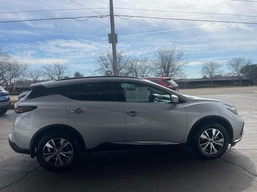 2023 Nissan Murano SV