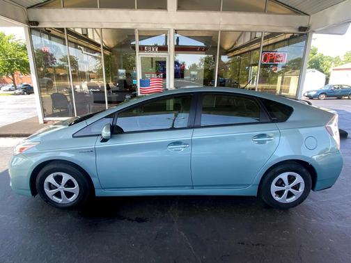 2014 Toyota Prius Three