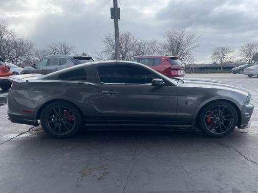2013 Ford Mustang V6
