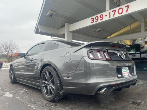 2013 Ford Mustang V6