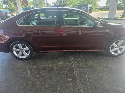 Maroon 2014 Volkswagen Passat 1.8T Auto Wolfsburg Ed PZEV