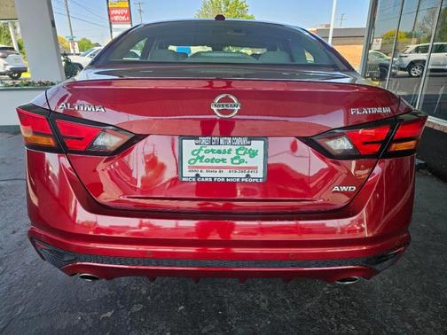 Maroon 2020 Nissan Altima 2.5 Platinum