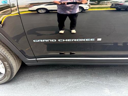 2023 Jeep Grand Cherokee 4xe Base