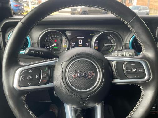 2023 Jeep Wrangler 4xe Sahara