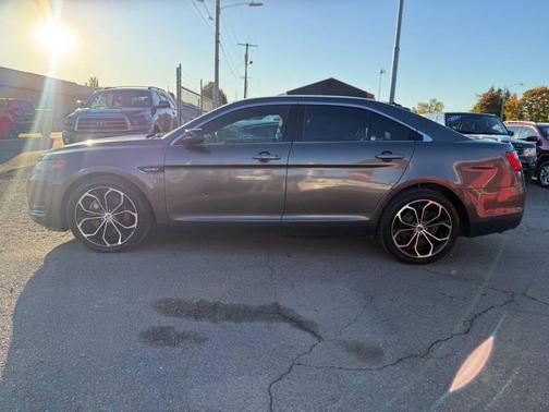 2015 Ford Taurus SHO