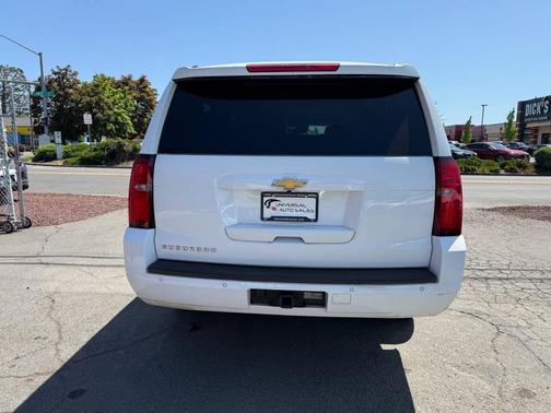 Champagne Silver Metallic 2016 Chevrolet Suburban LT