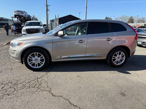 2015 Volvo XC60 T5 Premier