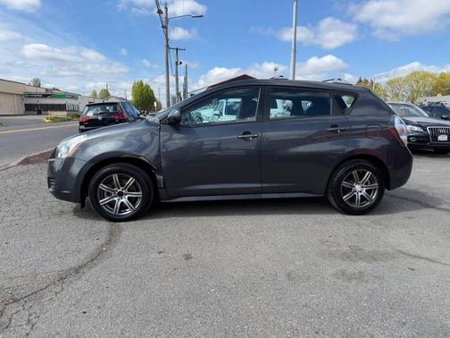 Carbon Gray Metallic 2009 Pontiac Vibe Base