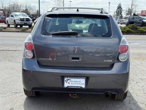 Carbon Gray Metallic 2009 Pontiac Vibe Base