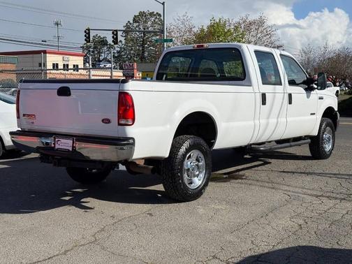 Oxford White Clearcoat 2005 Ford F-350 XL Crew Cab
