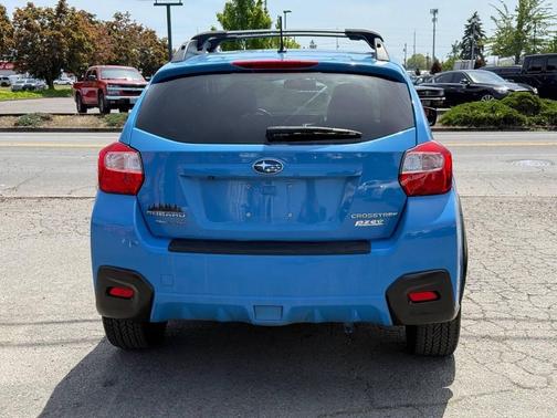 Blue 2017 Subaru Crosstrek 2.0i Premium