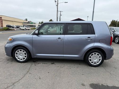 2009 Scion xB Base