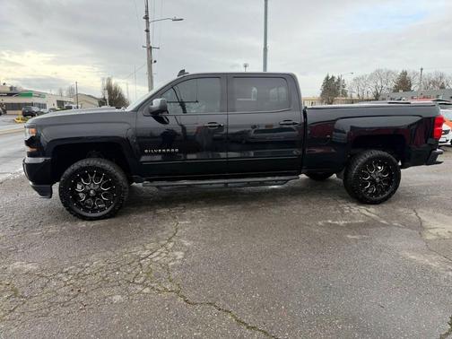 2017 Chevrolet Silverado 1500 2LT
