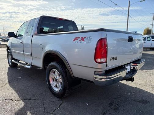 2003 Ford F-150 XLT SuperCab