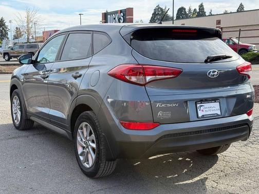 2018 Hyundai TUCSON SE