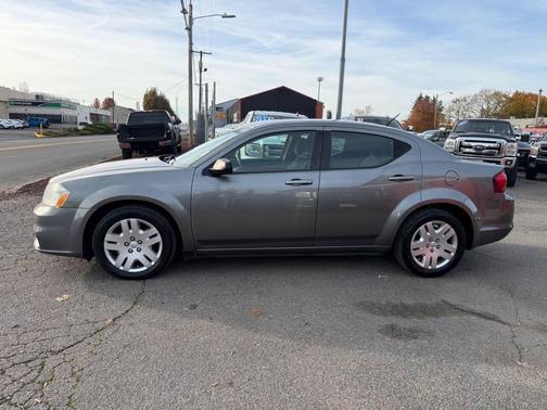 2013 Dodge Avenger SE