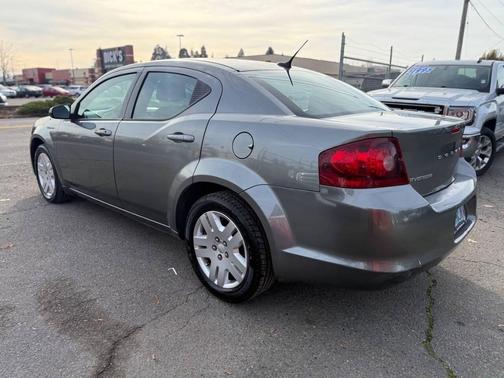 2013 Dodge Avenger SE