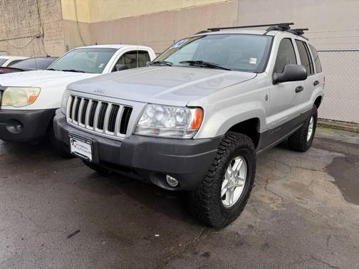 2004 Jeep Grand Cherokee Laredo