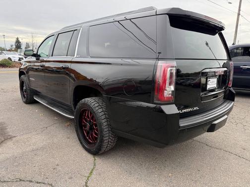 2016 GMC Yukon XL SLT