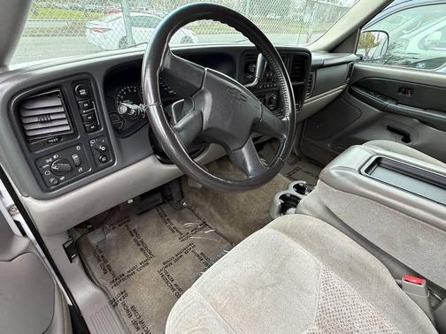 2003 Chevrolet Tahoe LS