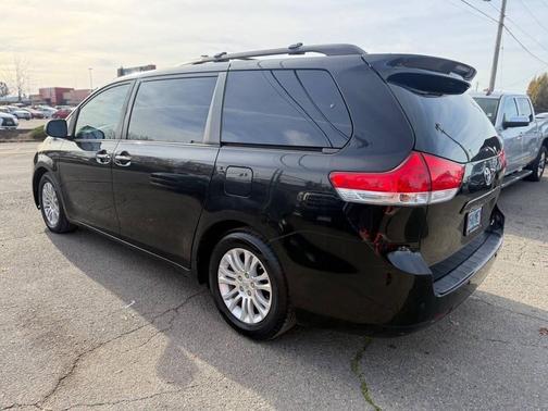 2011 Toyota Sienna Limited