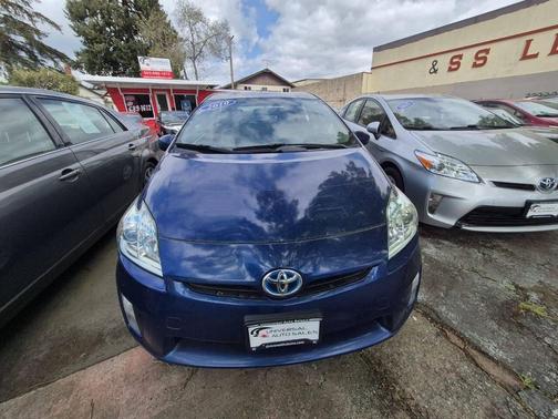 2010 Toyota Prius II