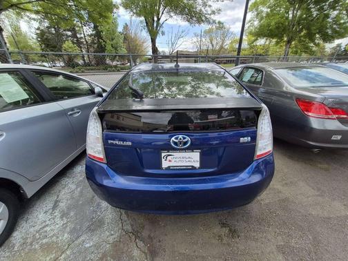 2010 Toyota Prius II