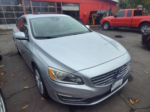 2015 Volvo S60 T5 Premier