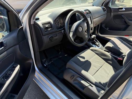 2007 Volkswagen Rabbit Base