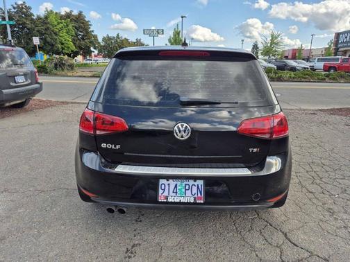 2015 Volkswagen Golf Launch Edition 2-Door