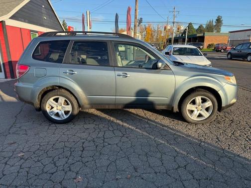 2010 Subaru Forester 2.5 X Premium