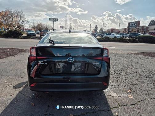 2020 Toyota Prius XLE